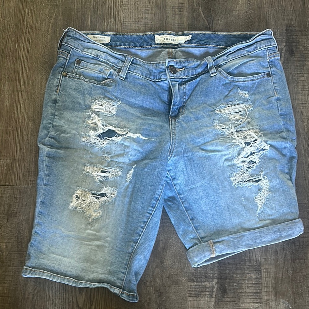 Torrid Distressed Blue Denim Shorts 18